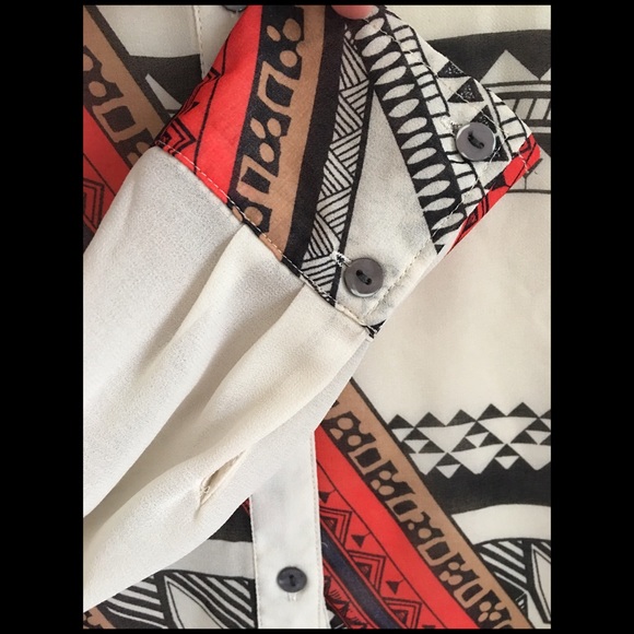 Sheer button-up 🖤 - Picture 4 of 4